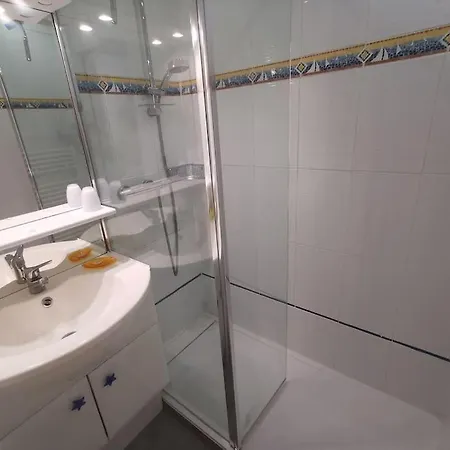 Апартаменты 2p Rdj Parc Velusine Piscine Tennis